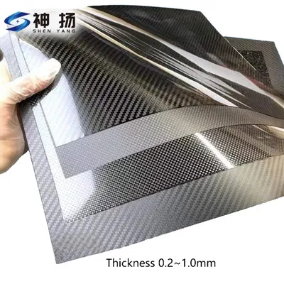 Dünne Kohlefaserplatte